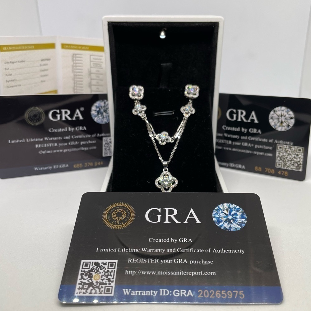 Moissanite Diamond Necklace, Bracelet, and Earrings, Clover Set. - Picture 2 of 16